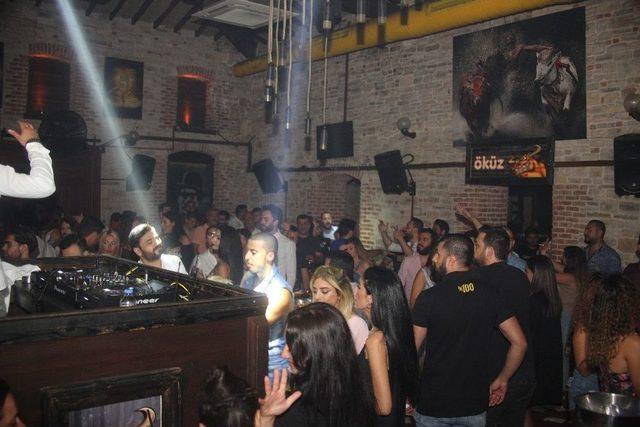 Avrupa’nın Gözde Dj’si Kuşadası’nda Sevenleri İle Buluştu