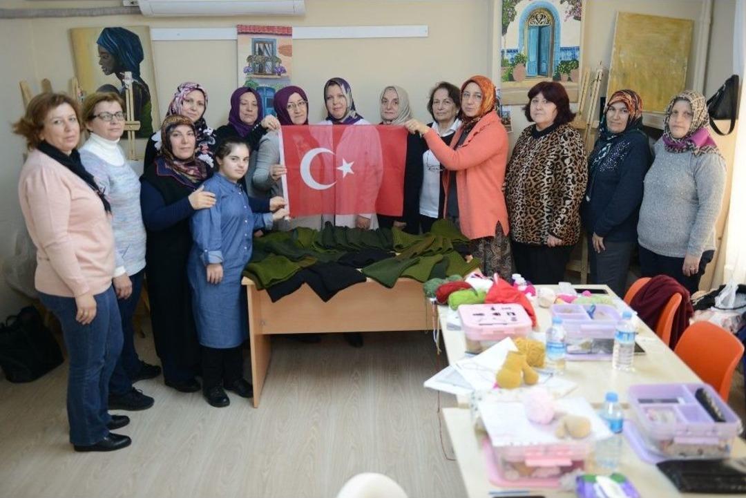 Mehmet&ccedil;iklere Yıldırım&rsquo;dan Isıtan Hediye