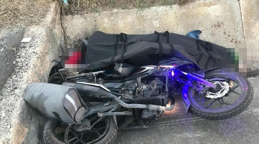 Motosikletle Balayı Yolu, &Ouml;l&uuml;m Yolu Oldu