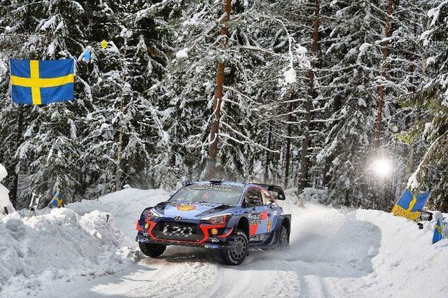 İsveç Rallisi’nde Kazanan Thierry Neuville