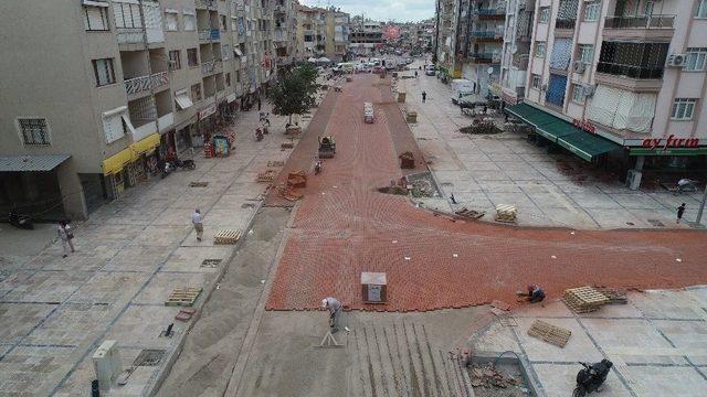 Salihli’nin Prestij Caddesi Hızla İlerliyor