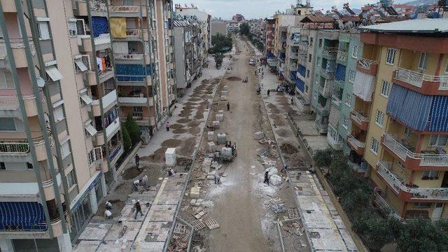 Salihli’nin Prestij Caddesi Hızla İlerliyor