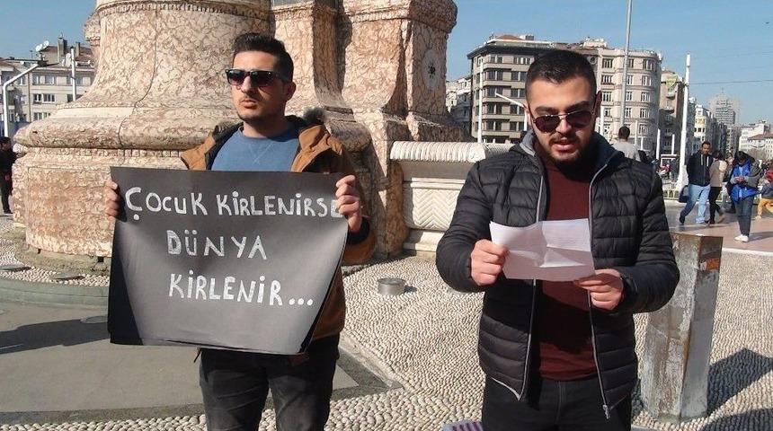 (&ouml;zel Haber) Taksim&rsquo;de &ldquo;&ccedil;ocuk İstismarı&rdquo; Eylemi