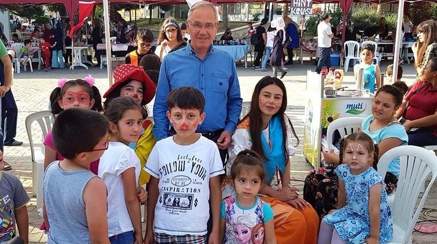 Dinar’daki Yöresel Ürünler Pazarı Yoğun İlgi Gördü