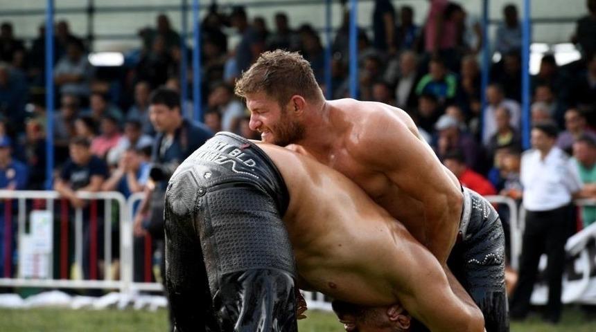 Nilif&uuml;r&rsquo;de İsmail Balaban Şampiyon