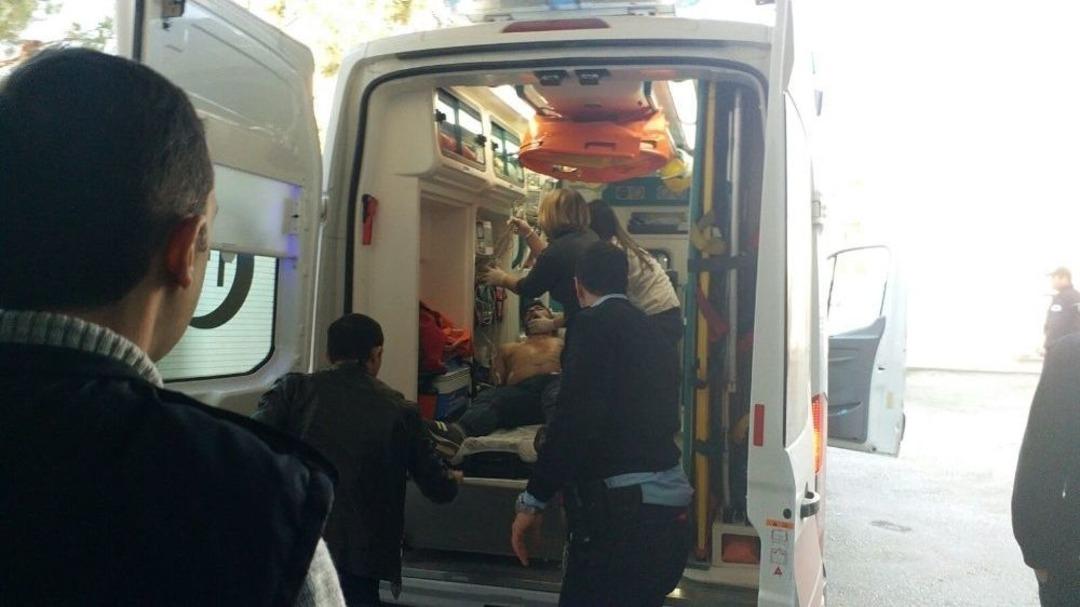 Bilecik&rsquo;te Silahlı Ve Bı&ccedil;aklı Kavgada 4 Kişi Yaralandı