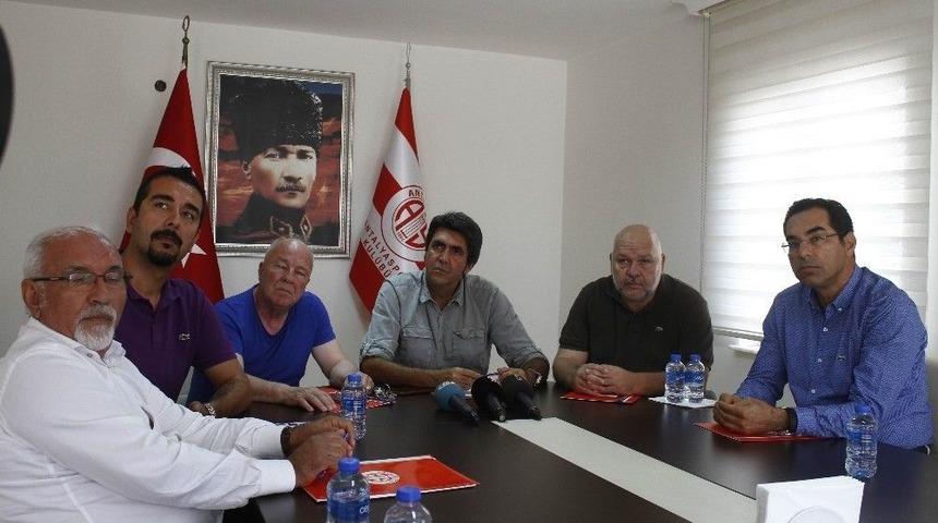 Antalyaspor Arazisine Alıcı &Ccedil;ıkmadı