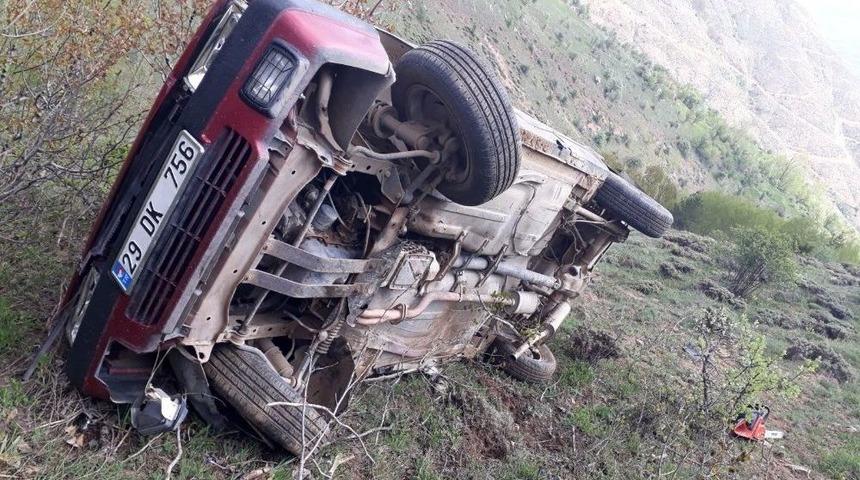&Ouml;l&uuml;ml&uuml; Kazayı Mantar Toplamaya Giden Vatandaşlar Fark Etti