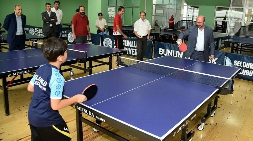 Başkan Pekyatırmacı Yaz Spor Okullarını Ziyaret Etti