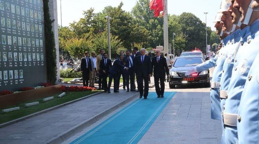 Meclis Başkanı Kahraman&rsquo;dan Erken Se&ccedil;im İddialarına A&ccedil;ıklama