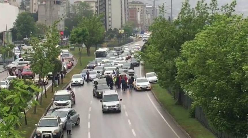Samsun&rsquo;da 11 Ara&ccedil; Birbirine Girdi: 2 Yaralı