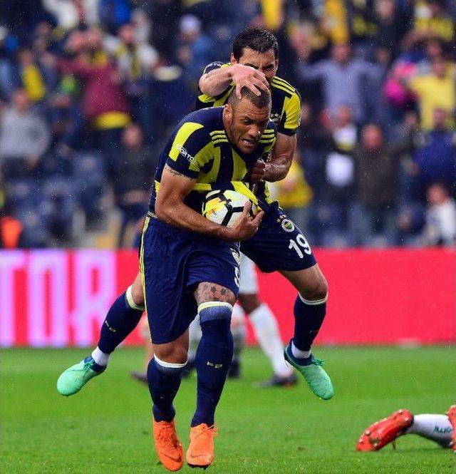 Fenerbahçe Fernandao İle Güldü