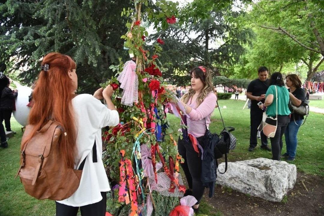 Hıdırellez Hamam&ouml;n&uuml;&rsquo;nde B&uuml;y&uuml;k Coşkuyla Kutlandı