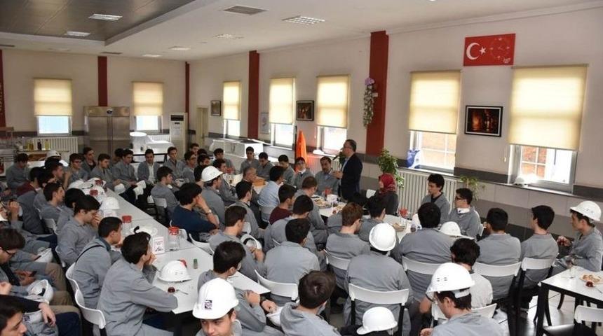 Beyoğlu İmam Hatip Lisesi &Ouml;ğrencileri Karab&uuml;k&rsquo;te