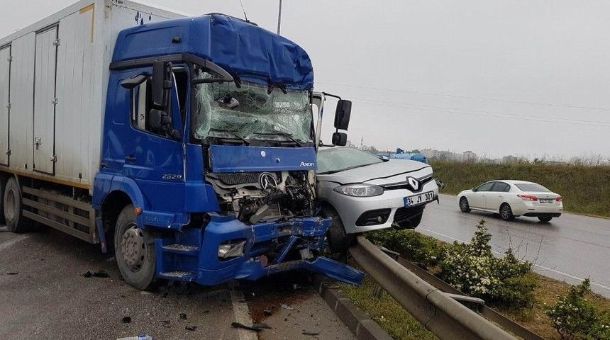 Samsun&rsquo;da Trafik Kazası: 3 Yaralı