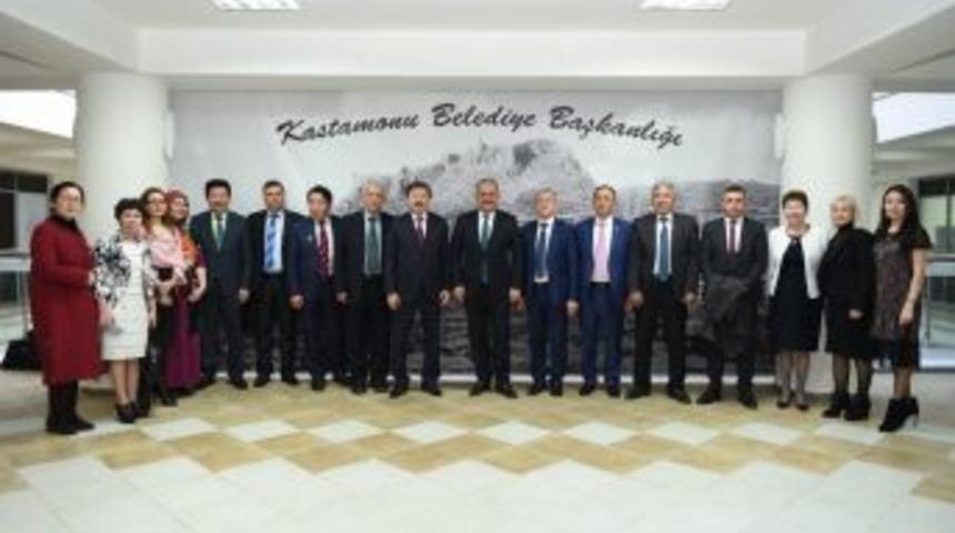 T&uuml;rksoy Genel Sekreteri Kaseinov: &ldquo;kastamonu T&uuml;rkiye&rsquo;nin En &Ouml;zel Şehirlerinden Biri&rdquo;