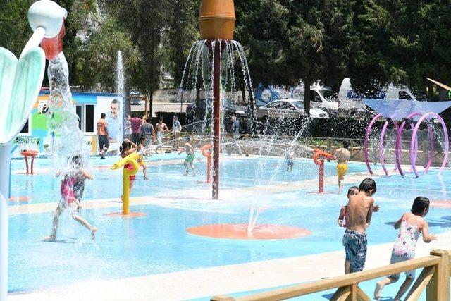 Çukurova’da Su Oyun Parkları Hizmete Açıldı
