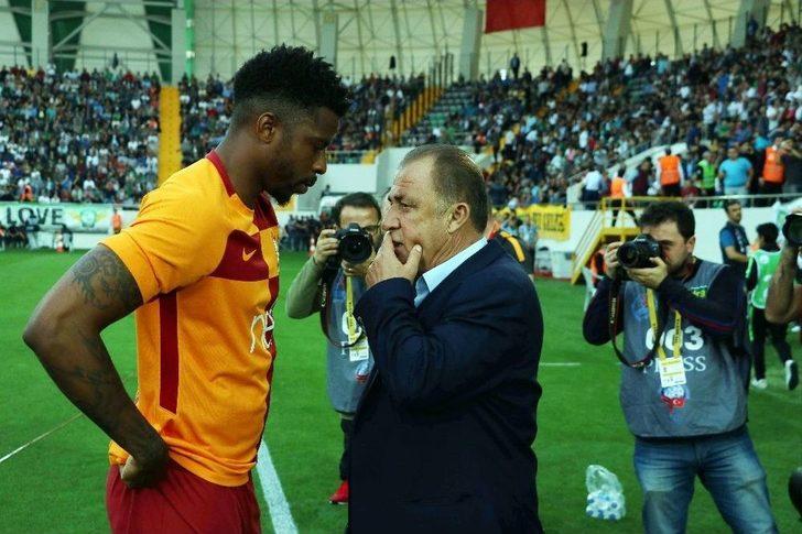 Spor Toto Süper Lig: T.m. Akhisarspor: - Galatasaray: 1 (maç Devam Ediyor) G5