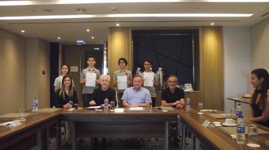 Bahçeşehir Koleji’nden Lgs Şampiyonlarına Stanford Üniversitesi Ödülü