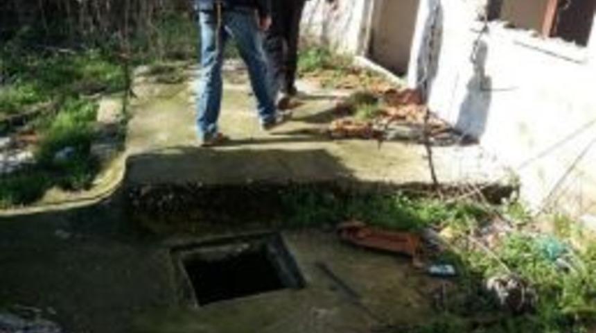 Antalya&rsquo;da Metruk Binalar Yıkıldı