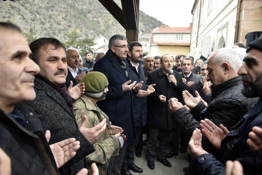 G&uuml;m&uuml;şhane&rsquo;den 2018 Yılının İlk Umre Kafilesi Yola &Ccedil;ıktı