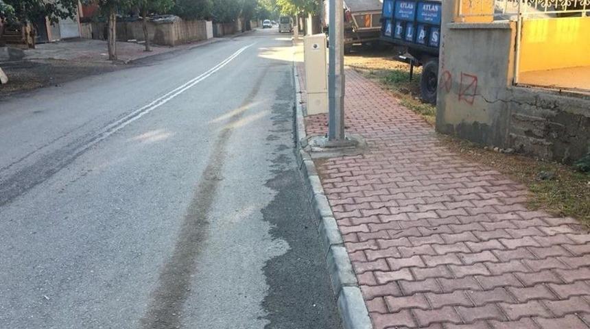 Yol Ve Kaldırım &Ccedil;alışması Tamamlanan Sokaklar Temizlendi