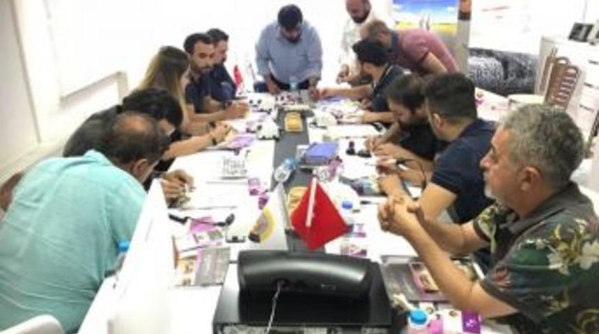 Diş Hekimlerine İmplant Kursu Verildi