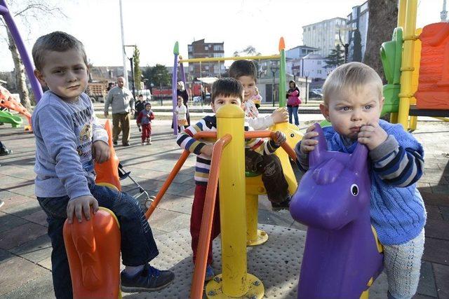 Tekkek&ouml;y&rsquo;de Parklar Cıvıl Cıvıl 2