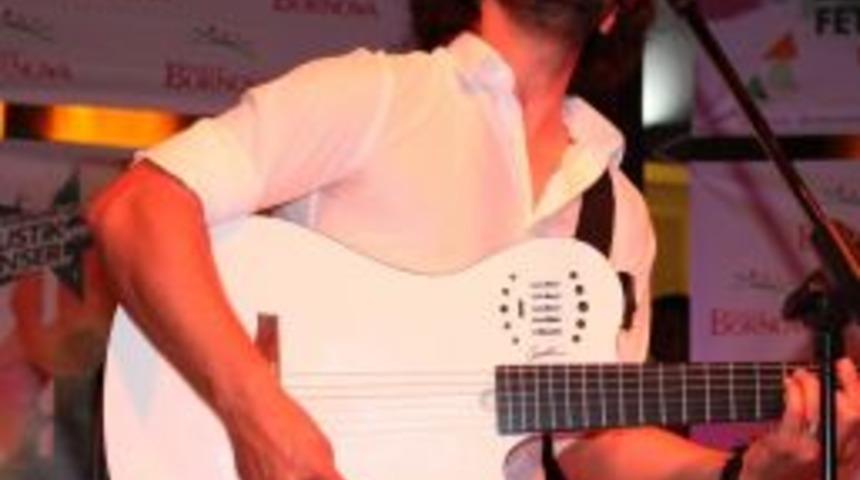 İzmirliler Fettah Can İle Coştu