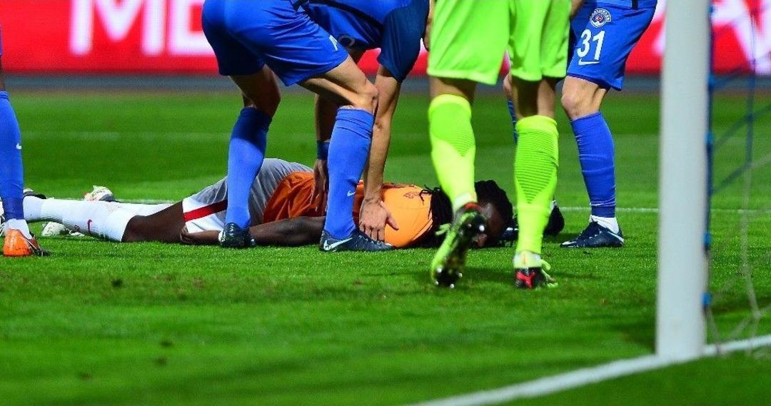 Bafetimbi Gomis, Korkuttu