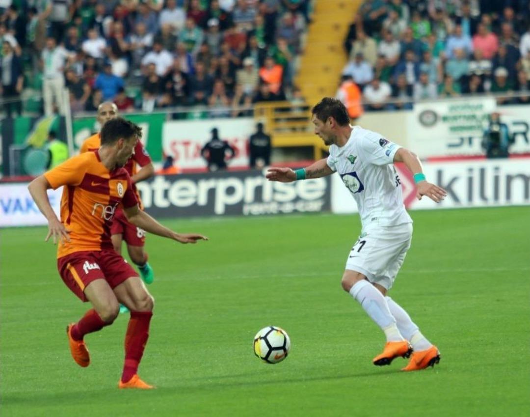 Spor Toto S&uuml;per Lig: T. M. Akhisarspor: - Galatasaray: 2 (ilk Yarı)