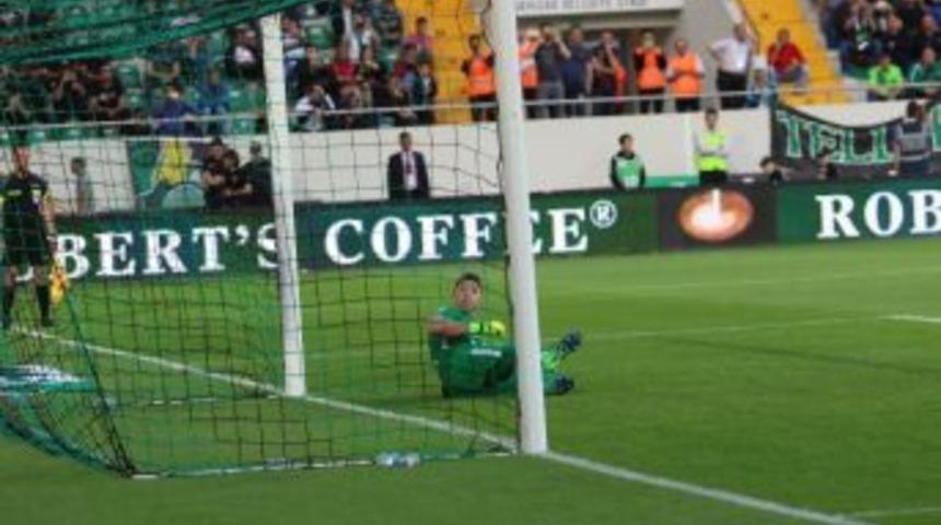Akhisarspor, Penaltı Ka&ccedil;ırdı