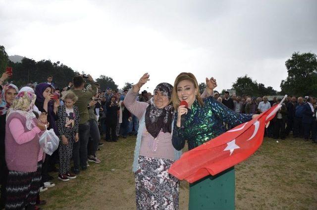 Emet’te Hıdrellez Şenlikleri Aşırı Yağış Nedeniyle Yarıda Kaldı