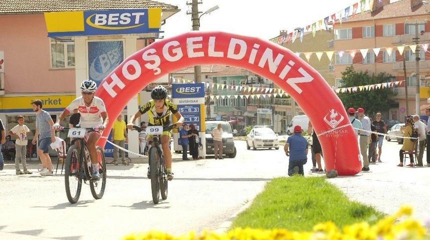 Sivrihisar Sokakları Dağ Bisikleti Yarışları Tamamlandı