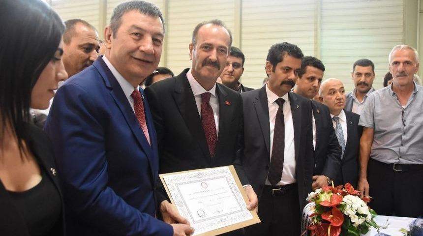 Mhp&rsquo;li Vekiller Mazbatalarını Aldı