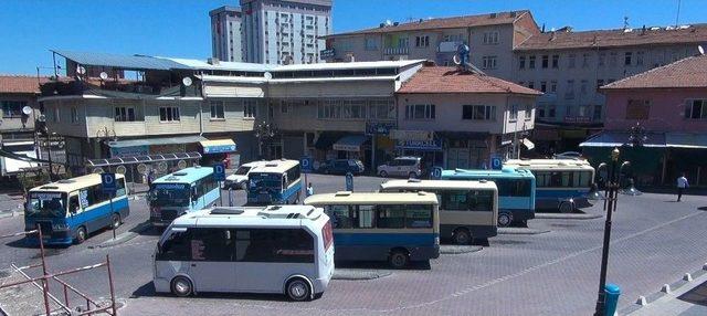 Minibüs Durakları Çağdaş Ve Modern Bir Görünüme Kavuşuyor