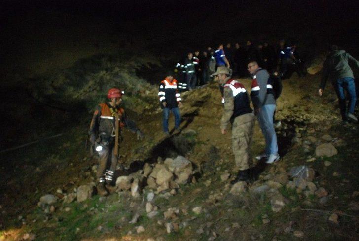 Define Ararken Zehirlenen 2 Kişi Hayatını Kaybetti G2