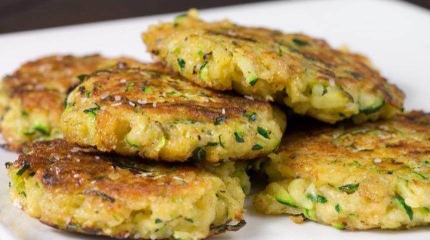 Brokoli Ve Kabaklı Mücver