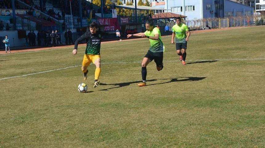B&ouml;lgesel Amat&ouml;r Lig: Korkuteli Belediyespor: 4- Kınıkspor: 1