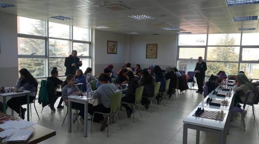Kadınlar Satran&ccedil; İl Birinciliği Yarışması Yapıldı