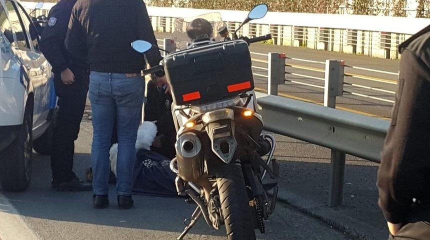 (&ouml;zel) Şehitler K&ouml;pr&uuml;s&uuml; Yolunda Polisi Alarma Ge&ccedil;iren Olay