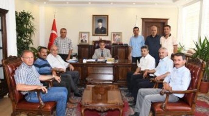 İspanya&rsquo;dan D&ouml;nen Muhtarlar Vali Kalkancı İle Bir Araya Geldi