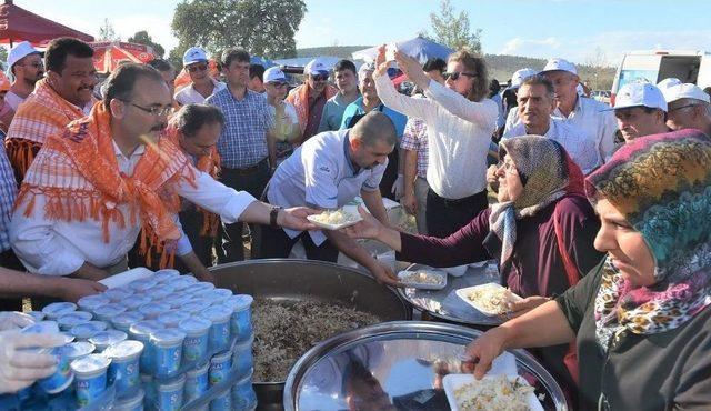 Uşak Zahman Köyü 3. Yörük Şenliği Gerçekleştirildi