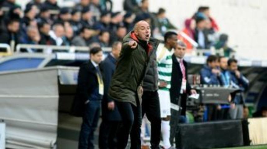 Bursaspor, Le Guen İle Devam Edecek