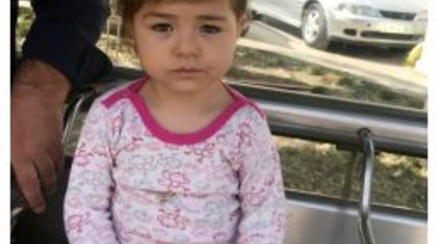 Pendik&rsquo;te Kaybolan 2 Yaşındaki Kız İ&ccedil;in Vatandaşlar Seferber Oldu
