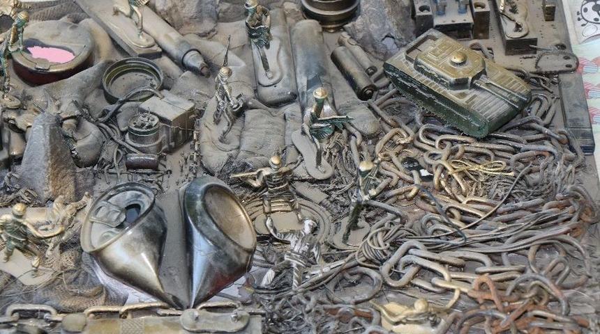 Şehirdeki &Ccedil;&ouml;pler Bu M&uuml;zede Sergileniyor