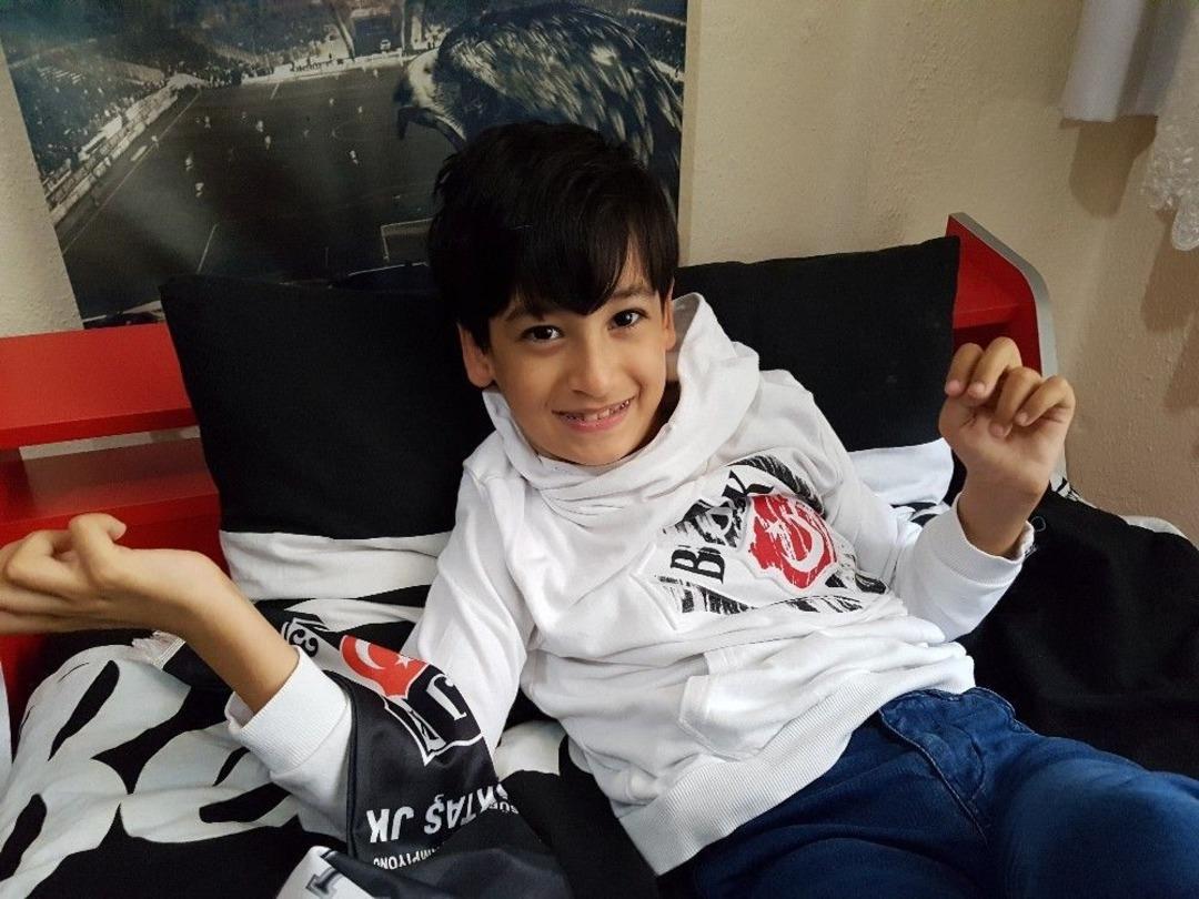 Hamza Y&uuml;r&uuml;yebilmek İ&ccedil;in Yardım Eli Bekliyor