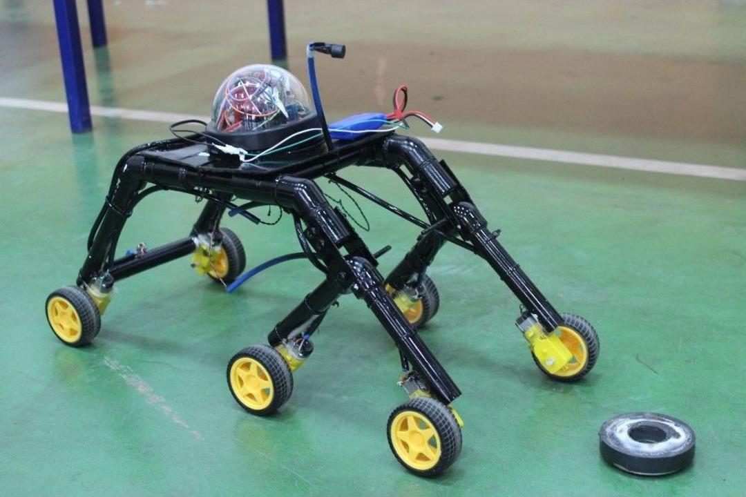 Şehit Olan Komşusundan Etkilenip &lsquo;mayın Tespit Aracı&rsquo; &Uuml;retti