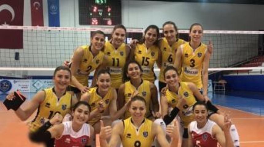 Pursaklar Voleybol Kahramankazan&rsquo;ı 3-1&rsquo;le Ge&ccedil;ti