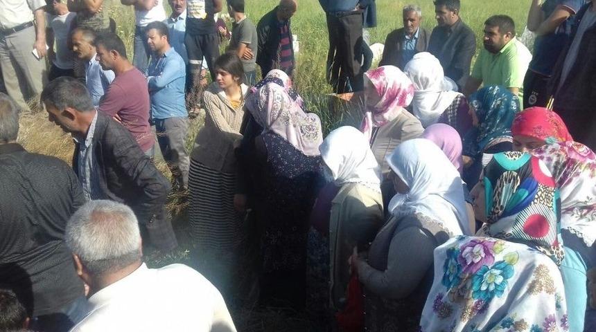 K&uuml;&ccedil;&uuml;k Leyla Toprağa Verildi